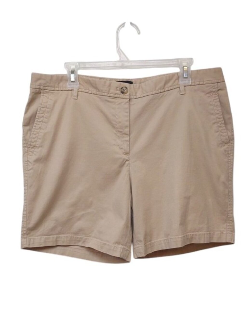 Talbots Women's Khaki Relaxed Chino Shorts 7" Inseam Pockets